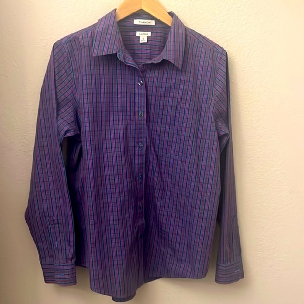 LL Bean plaid long sleeve button down wrinkle-free size M